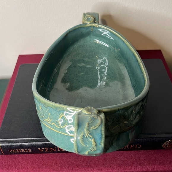 Handmade Studio Art Pottery Ginny August Light Sea Green Handled Boat Bowl - Picture 5 of 8